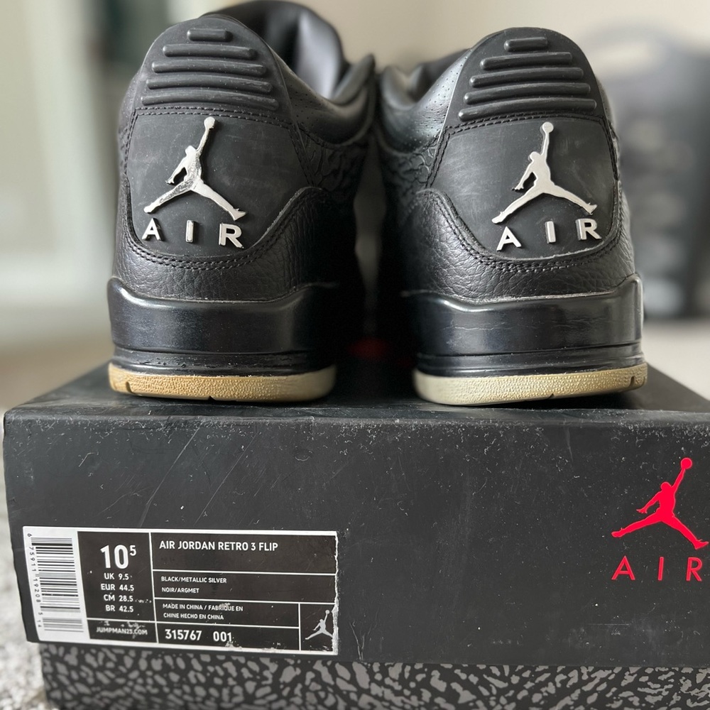 AIR JORDAN RETRO 3 FLIP